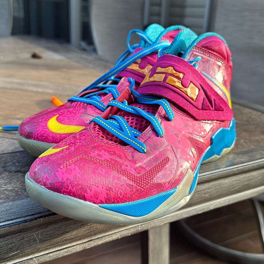 Lebron James size 10
